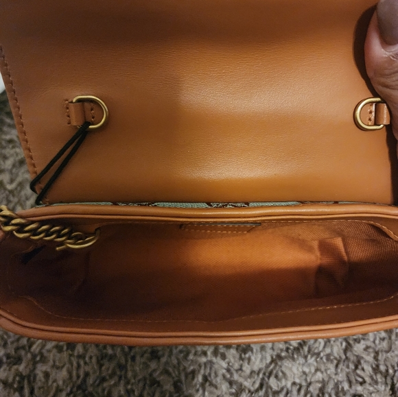 ‼️SOLD‼️🔥RARE🔥Gucci Crossbody Bag - Picture 8 of 14